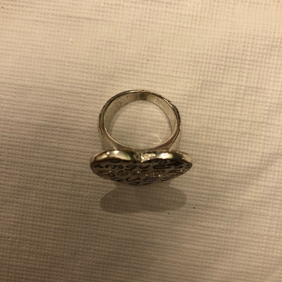 Guess Graffiti Heart Ring - Picture 3 of 4